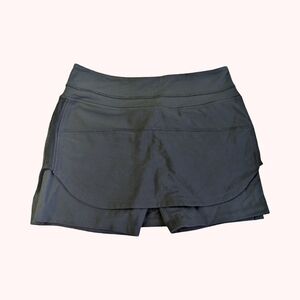 Lulu Black Skirt With Built In Longer Shorts Size 10 (Skort)